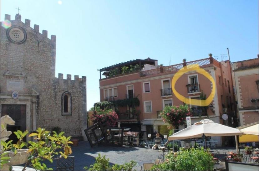Duomo Square Apartment Таормина Екстериор снимка